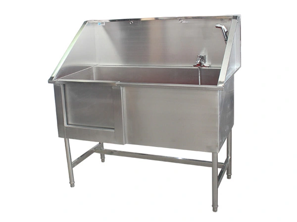 Stainless Steel vs Plastic Grooming Tub: Which is Better for Your Pet Grooming Business?